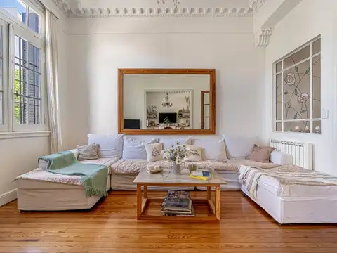 Venta PH refaccionado 4 dormitorios 3 baños. Balcón y terraza - Sin expensas