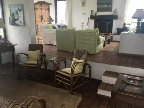 El Pedregal 100
