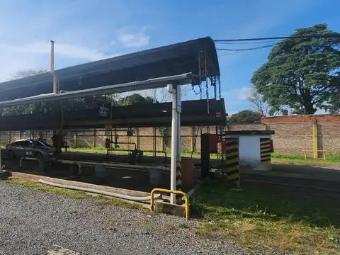 Planta Industrial Petroquímica 1462 m² S/ Fracción 5.659 m² c/ Instalaciones - Pontevedra