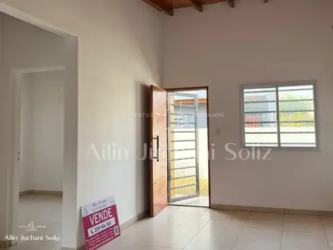 Casa en Alquiler con 2 cocheras