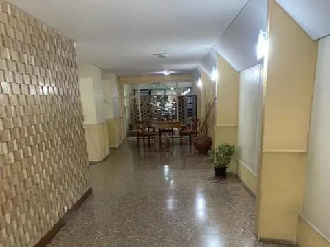 Cachimayo 100 , Piso 9