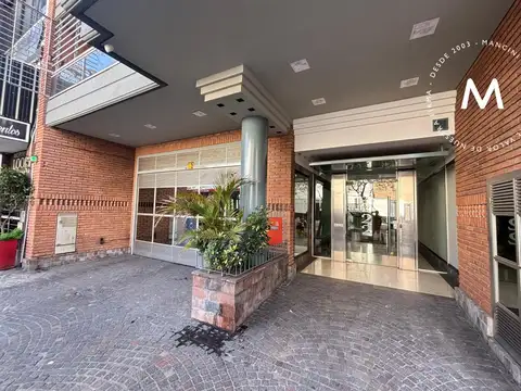 Av. Carabobo 222 - Flores