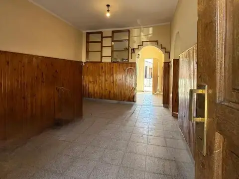 Casa en Alquiler en Gregorio de Laferrere, $ 600.000