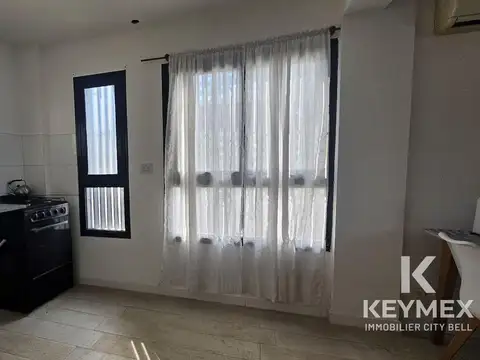 Departamento en Alquiler con 1 cocheras