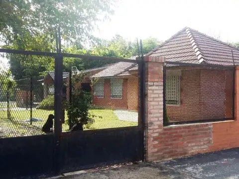 Casa en Venta en Luis Guillon, USD 130.000