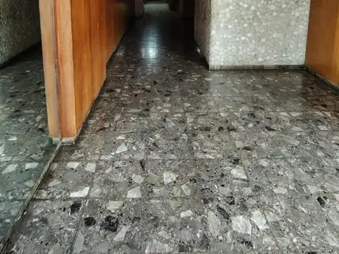 España 1147 , Piso 03