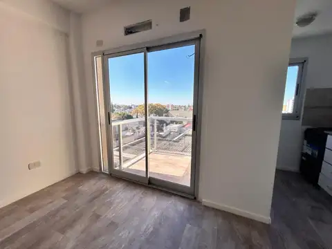 Departamento en Alquiler en Caseros, $ 600.000