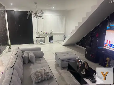 Casa en Venta en Countries y Barrios Cerrados en la Plata, USD 232.000