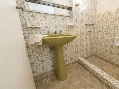 Depto Tipo Casa 2 ambientes con 1 baño
