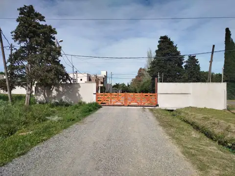 Casa en Lisandro Olmos Etcheverry