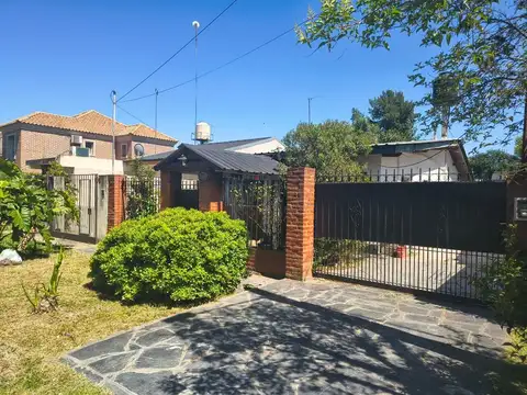 VENTA CASA 2 AMB PILAR CERCANIA HOSPITAL AUSTRAL