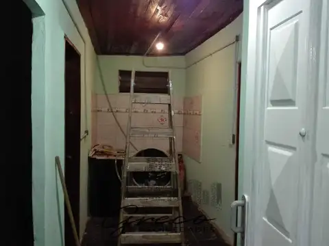 Casa en Alquiler en Claypole, $ 300.000