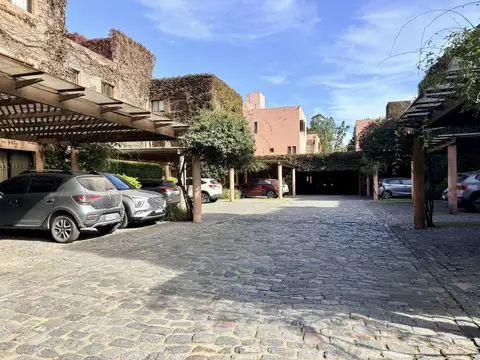 Don Bosco al 3161 -  Village Las Lomas - Lomas Golf