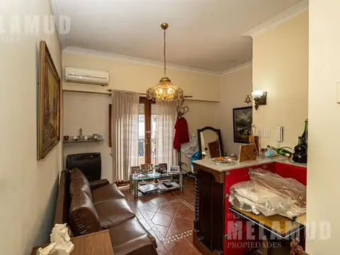Depto Tipo Casa en Venta en Villa del Parque, USD 165.000
