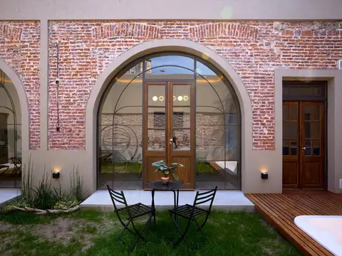 Casa 7 ambientes con 3 baños