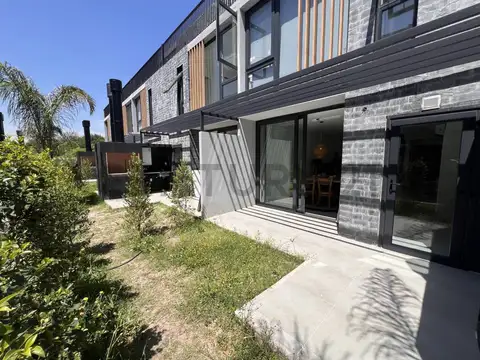 CASA TRÍPLEX A ESTRENAR EN TIGRE | SUNNY