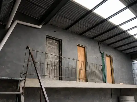 Galpon en Venta en Villa de Mayo, USD 255.000