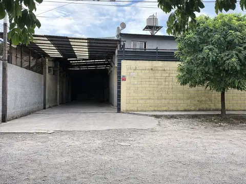 VENTA DE GALPON CON OFICINAS EN MALVINA 600 M2