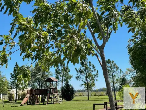 Terreno en venta - 1.045mts2 - Campos de La Enriqueta, La Plata