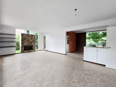 CASA EN ALQUILER EN SANTA MARIA DE LOS OLIVOS