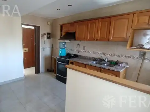 Alquiler Departamento 3 ambientes con balcón en Sarandi