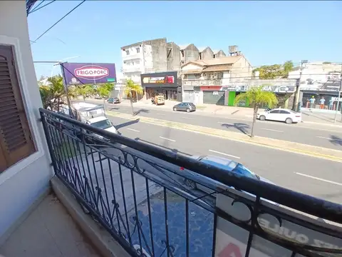 AV. 25 DE MAYO 1300, Piso 1