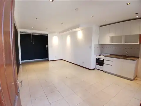 Departamento en Alquiler en Macrocentro, $ 650.000