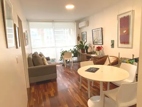 Dos ambientes con cochera y pileta VENTA- Palermo - Balcón soleado al frente