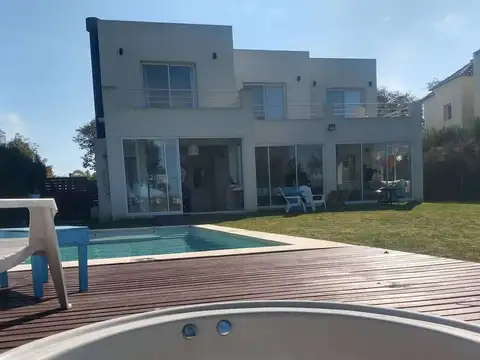 B° SAN ISIDRO LABRADOR