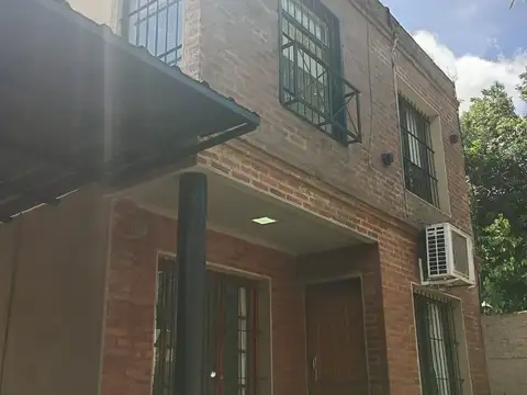 CASA EN VENTA EN MORENO