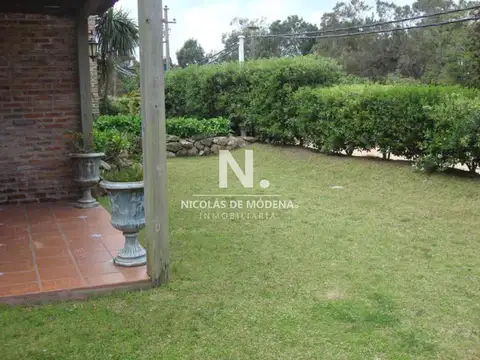 CASA EN PROPIEDAD HORIZONTAL, EN ZONA DE TIO TOM