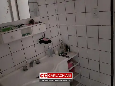 Casa 4 ambientes con 1 baño