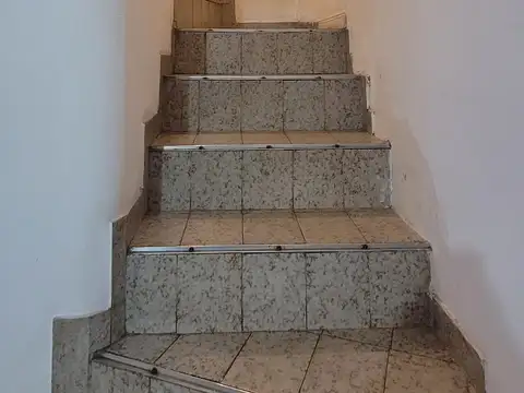 Depto Tipo Casa en Venta con 1 cocheras