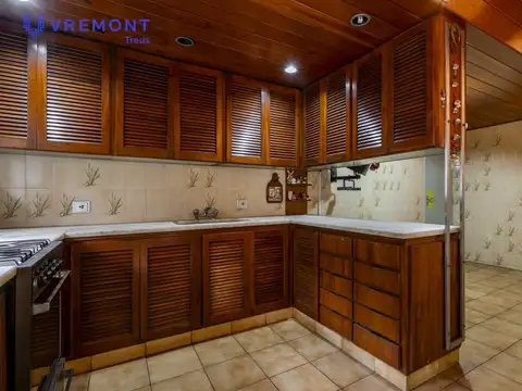 Av. Directorio 500 Casa en lote propio Caballito Sur Alquiler y venta