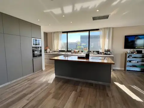 Casa en Venta en Puertos, USD 950.000