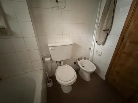 Depto Tipo Casa en Alquiler 40 años