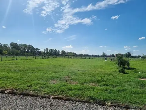 Terreno en Venta en Tristán Suárez, USD 52.000