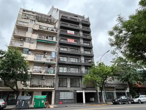 TRIUNVIRATO 2900, Piso 1