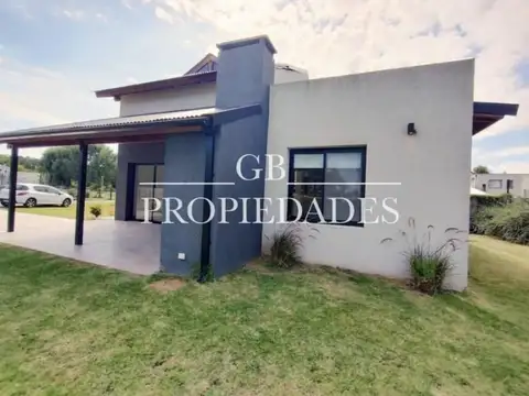 Venta de Casa 4 AMBIENTES en Los Arces, Pilar