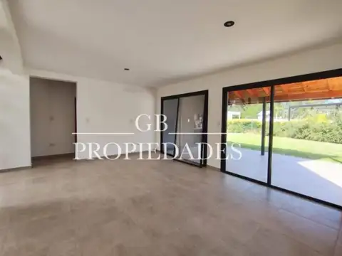 Casa en Venta en La Cañada - Los Arces, USD 209.000