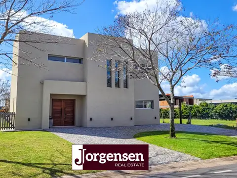 Casa Moderna en VISTAS, PUERTOS