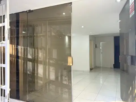 Oficina en venta en Congreso-  APTO CREDITO, APTO VARIOS RUBROS.
