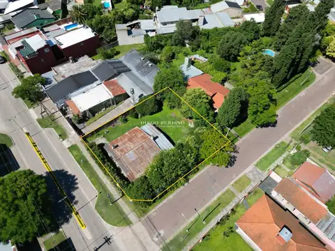 CASA SOBRE TERRENO COMERCIAL EN LOS CARDALES