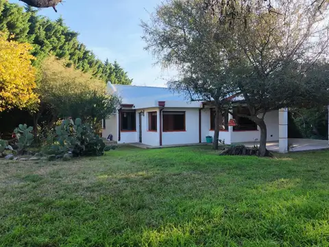 Casa en Venta en Carpintería - SE VENDE AMOBLADA 