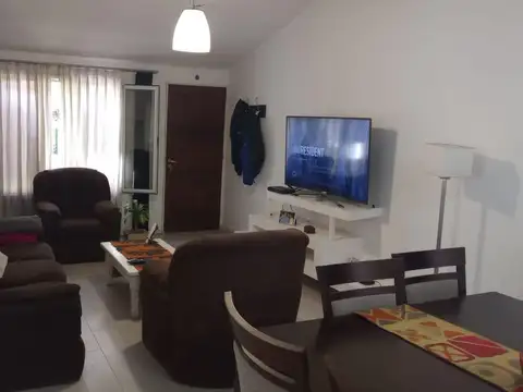 Casa en Venta en General Roca, USD 240.000