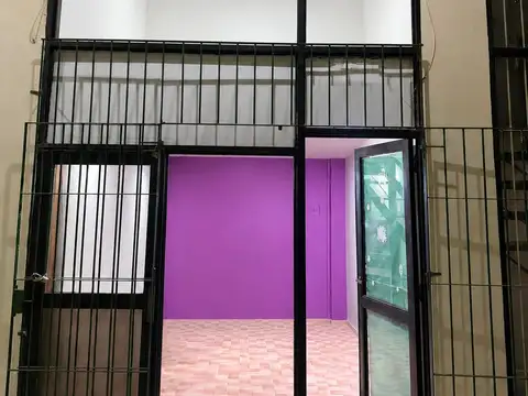LOCAL EN GALERÍA EN VENTA EN QUILMES CENTRO