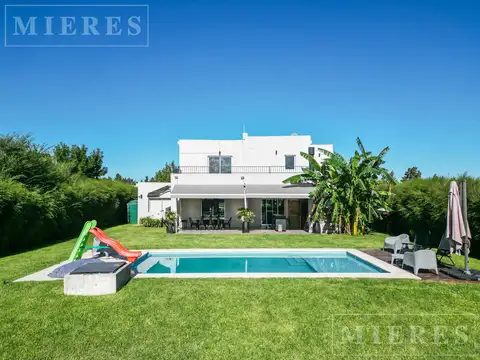Casa en venta a la Laguna en San Benito - Villanueva