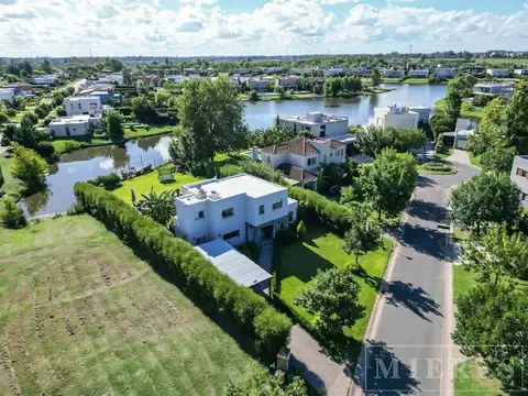 Casa en Venta en Villanueva, USD 349.000