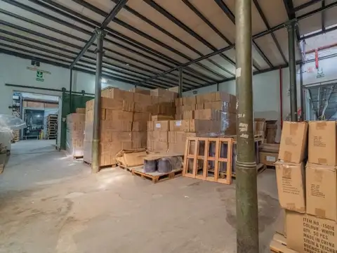 Galpon en Venta en Almagro, USD 6.400.000