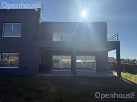 Casa en Alquiler A Estrenar